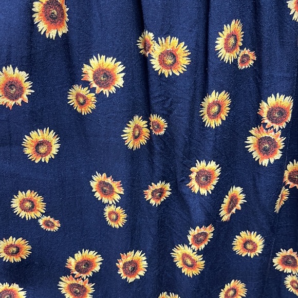 🌻Dress🌻 - Picture 5 of 5